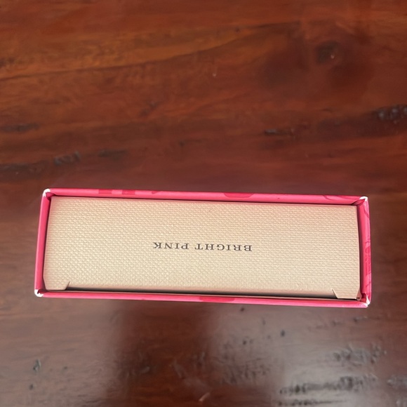 Burberry bright pink blush - Picture 5 of 5